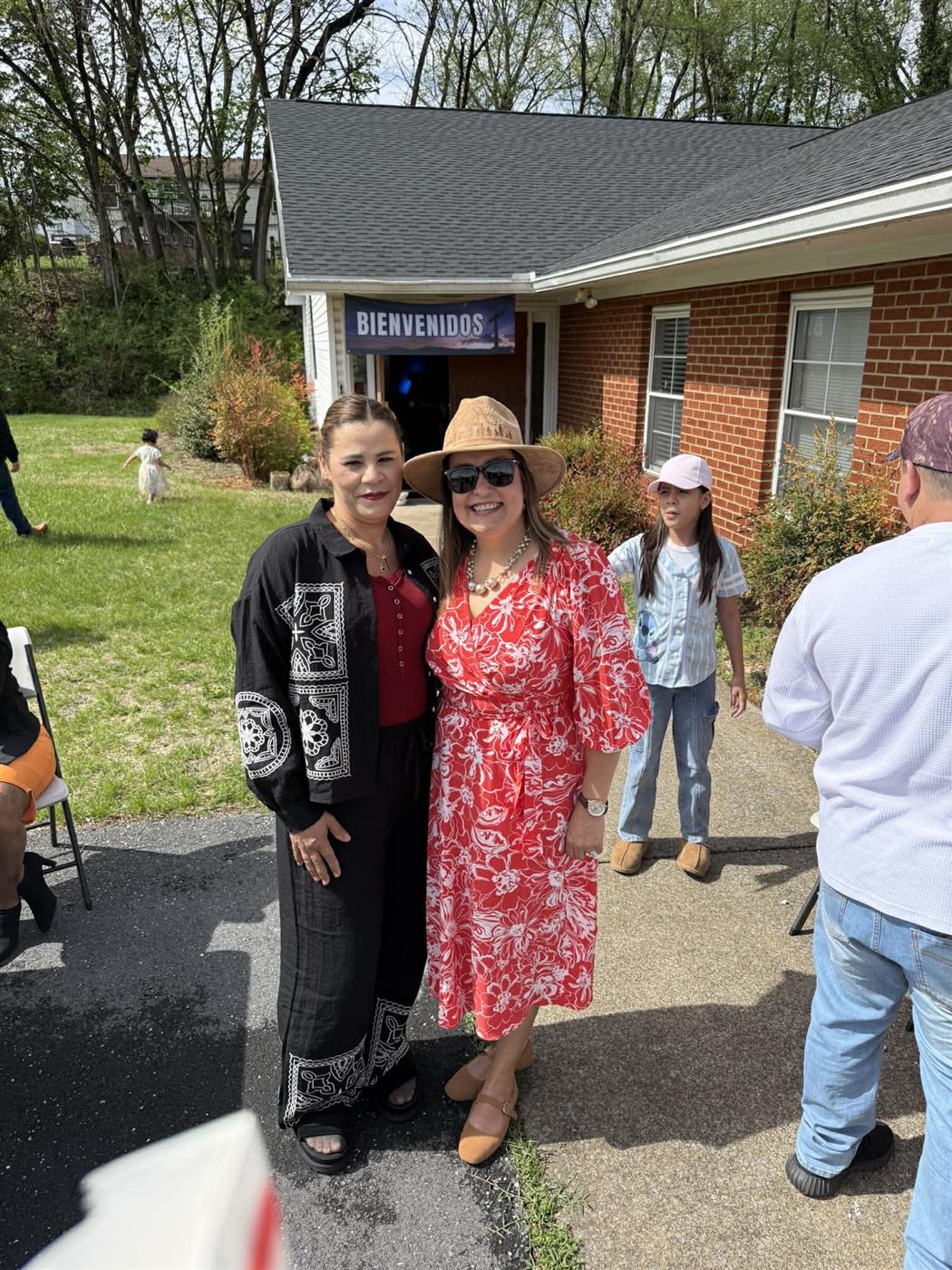 Hermanas de la iglesia después del servicio